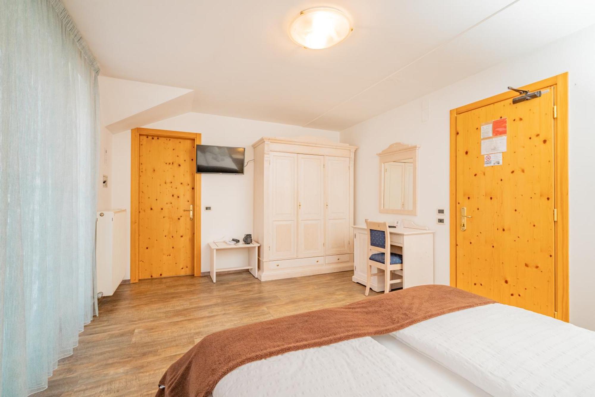 Hotel Europa モルヴェーノ エクステリア 写真