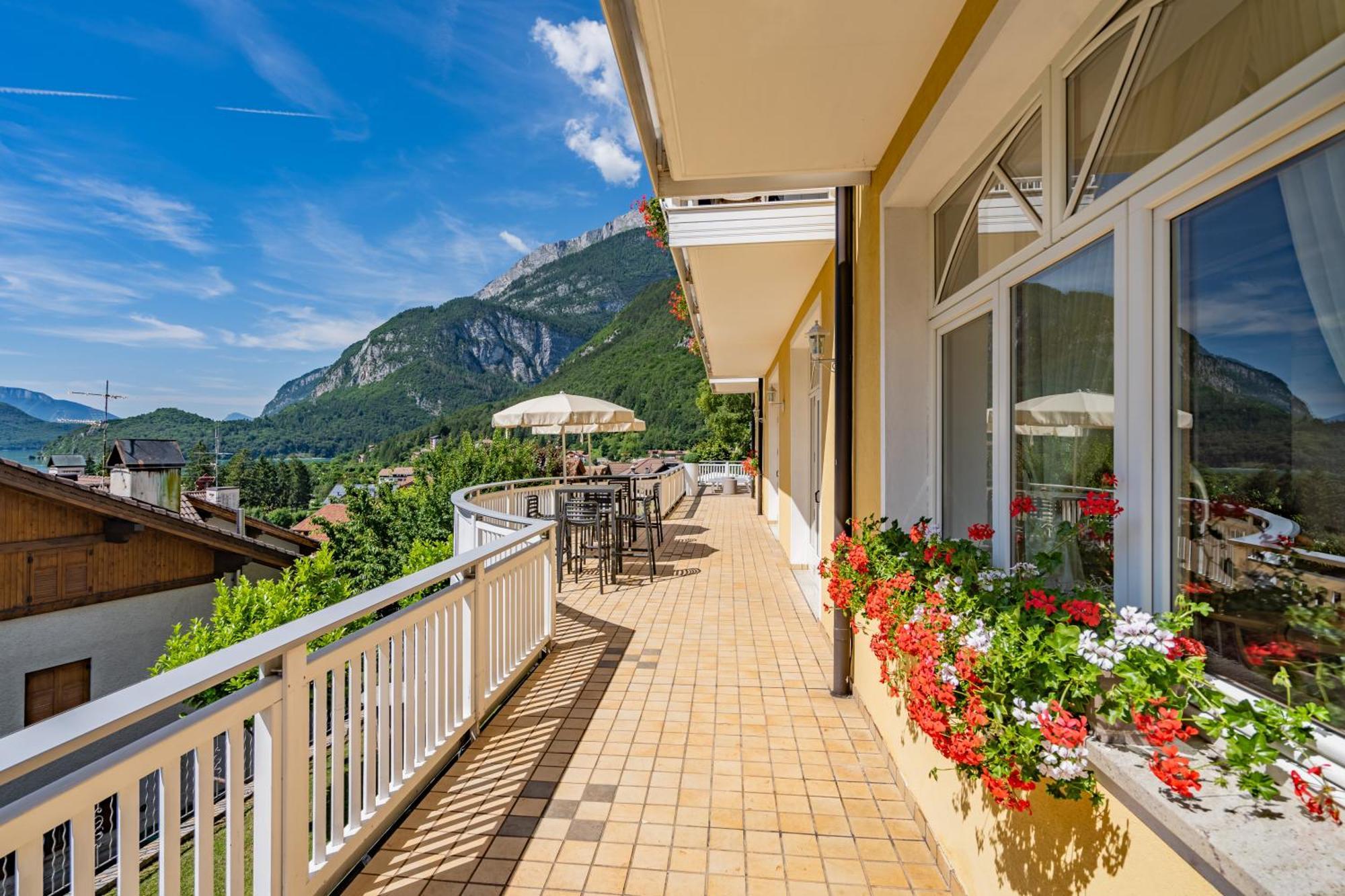 Hotel Europa モルヴェーノ エクステリア 写真